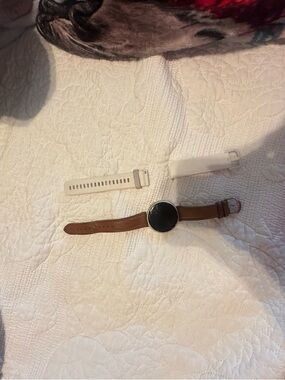 Garmin Round Smartwatch Good Condition